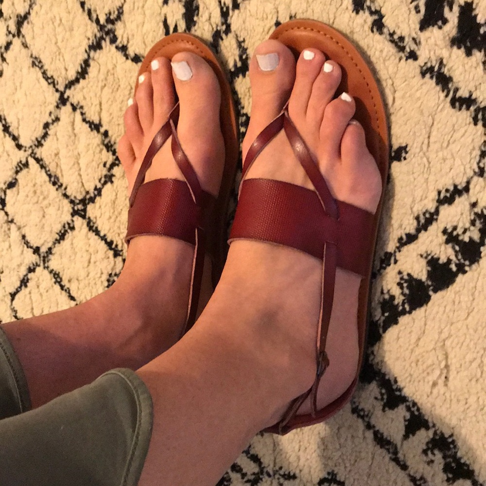 Red sandals - Picture 5 of 5